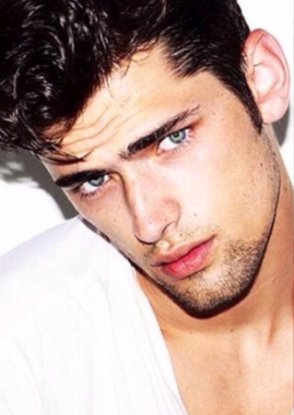 Sean O'Pry photo
