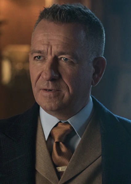 Sean Pertwee