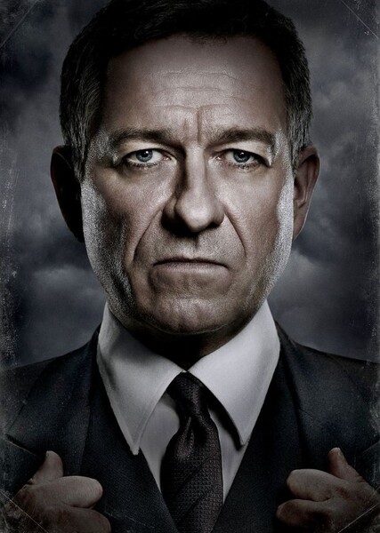 Sean Pertwee photo