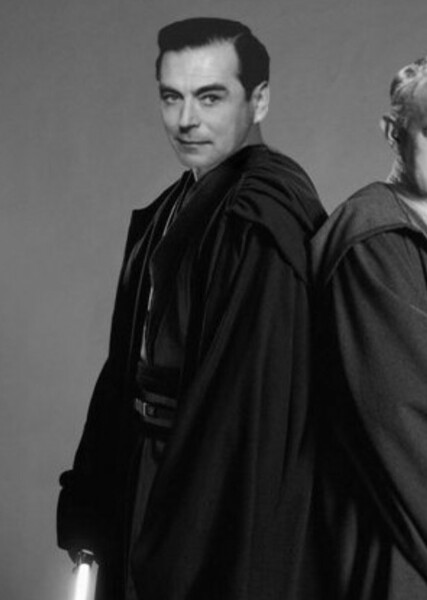 Sebastian Shaw photo