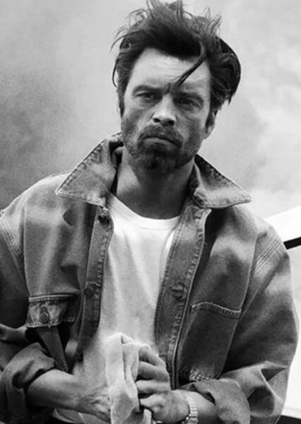 Sebastian Stan photo