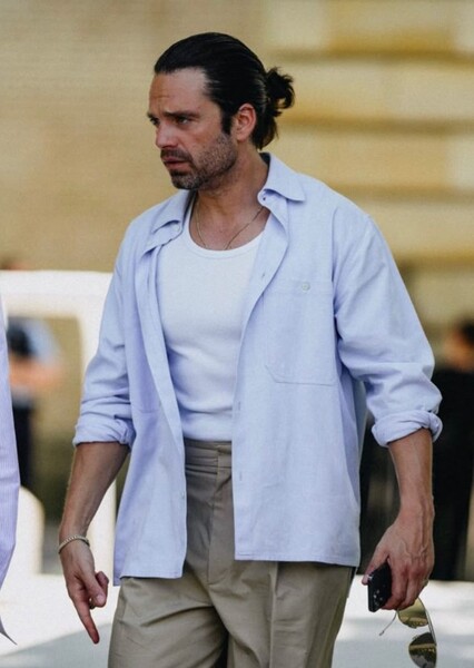 Sebastian Stan photo