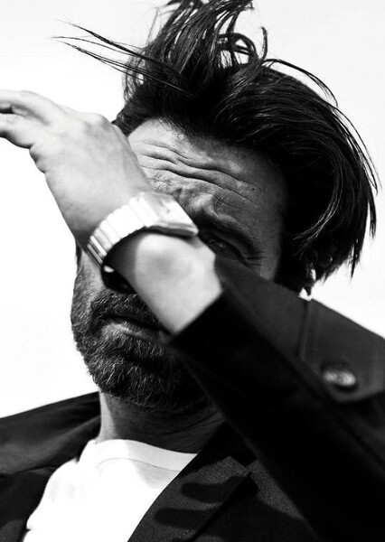Sebastian Stan photo