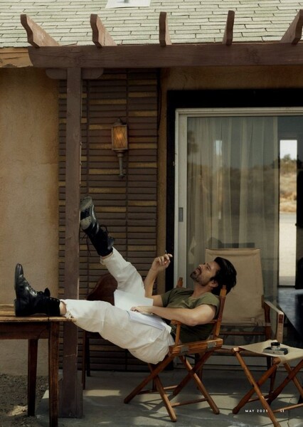 Sebastian Stan photo