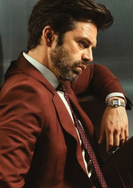Sebastian Stan photo
