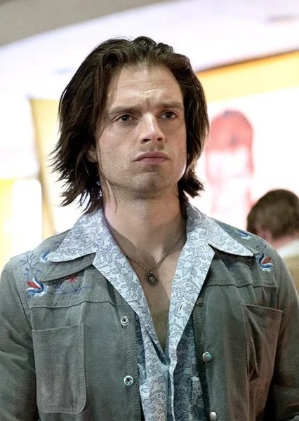 Sebastian Stan photo