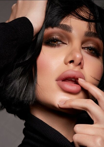 Seezan Barzan photo