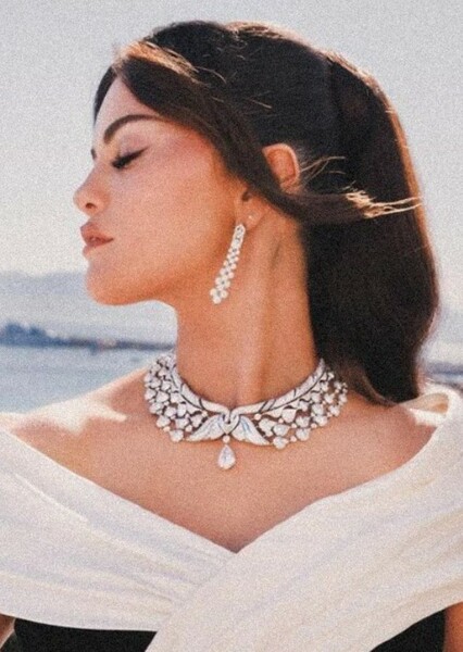 Selena Gomez photo