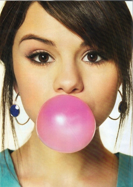 Selena Gomez photo