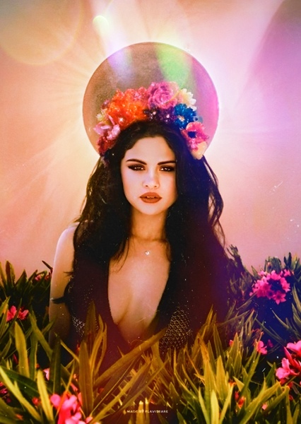 Selena Gomez photo
