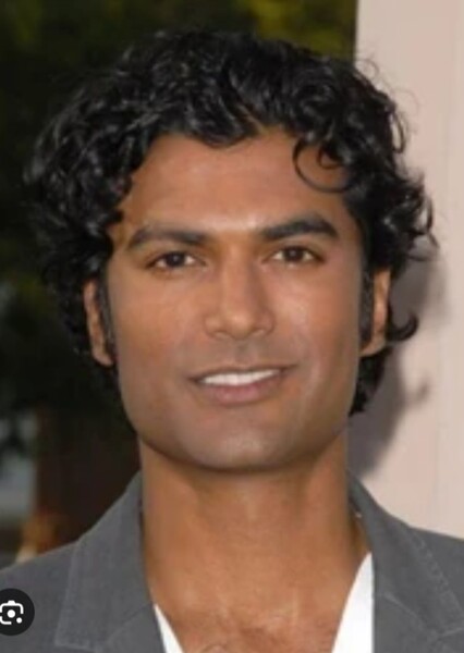 Sendhil Ramamurthy