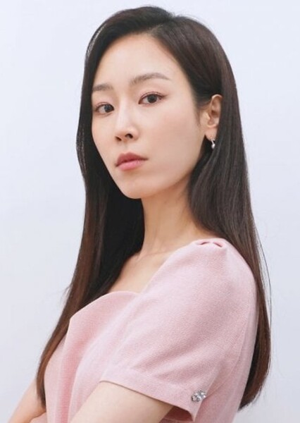 Seo Hyun-jin photo