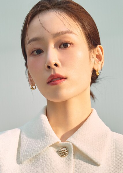 Seo Hyun-jin photo