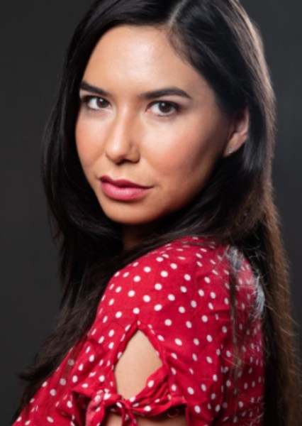 Sera-Lys McArthur photo