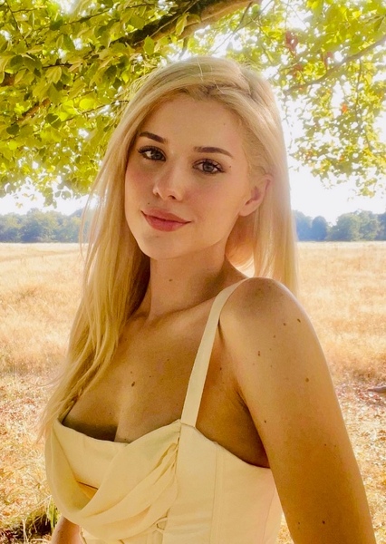 Serena Belle photo