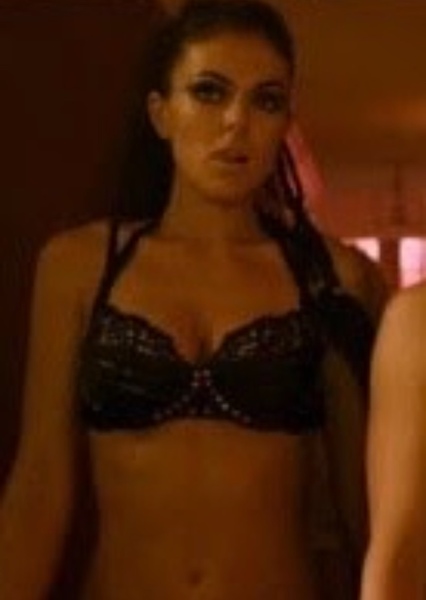 Serinda Swan photo