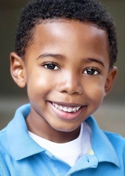 Seth Carr photo