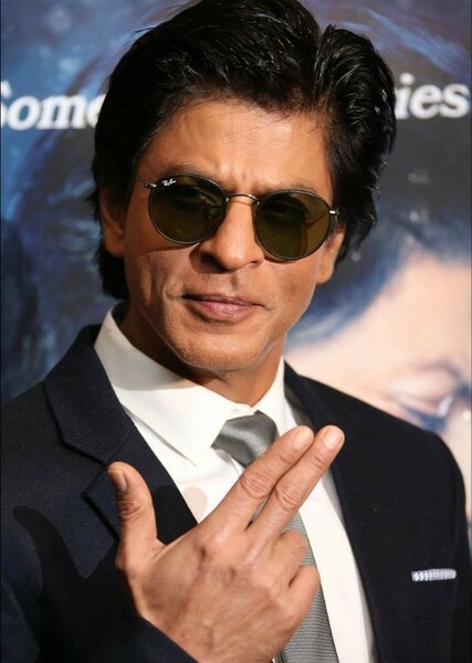 Shah Rukh Khan photo