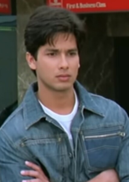 Shahid Kapoor photo