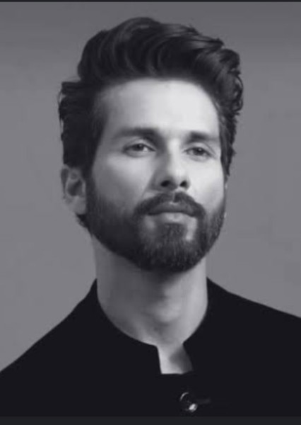 Shahid Kapoor photo