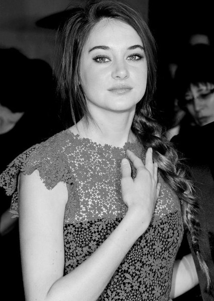 Shailene Woodley photo