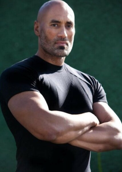 Shane Rangi photo