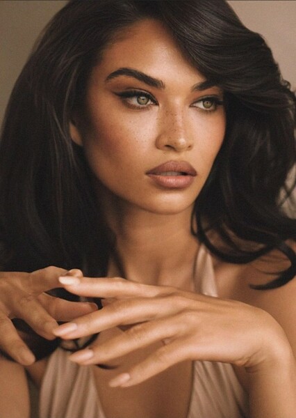 Shanina Shaik photo