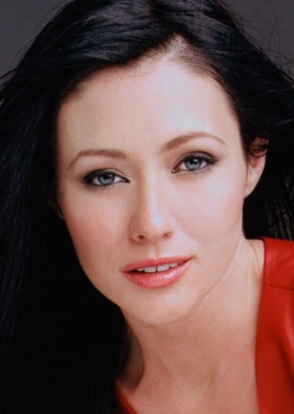 Shannen Doherty photo