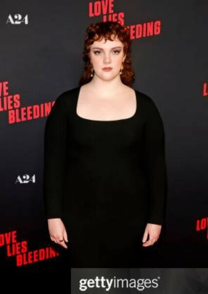 Shannon Purser photo