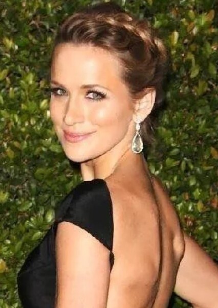 Shantel VanSanten photo