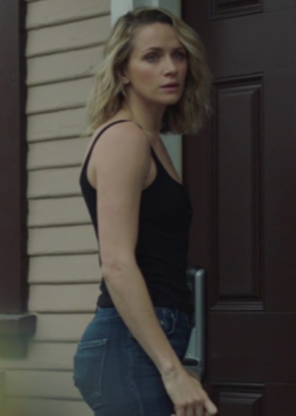 Shantel VanSanten photo