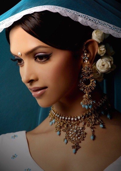 Shanti Priya (Om Shanti Om)
