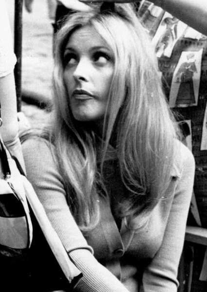 Sharon Tate photo