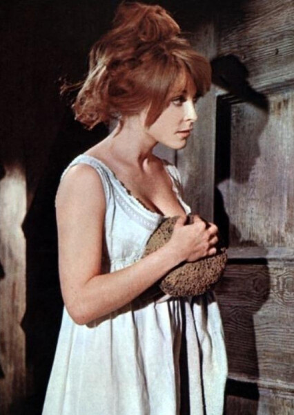 Sharon Tate photo