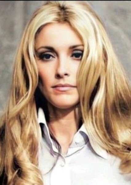 Sharon Tate photo