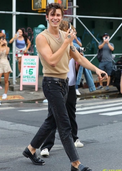 Shawn Mendes photo