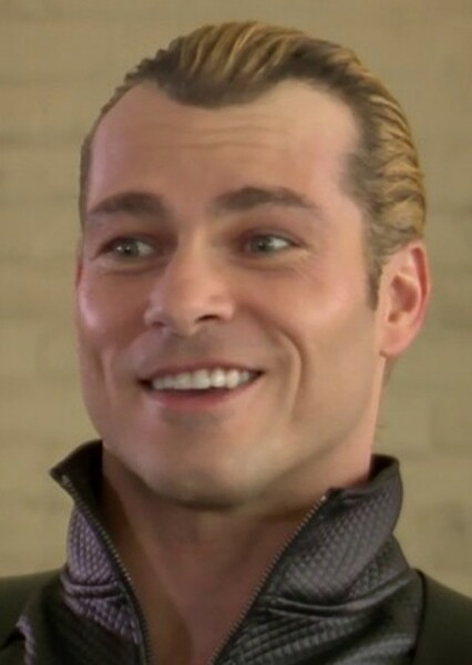 Shawn Roberts photo