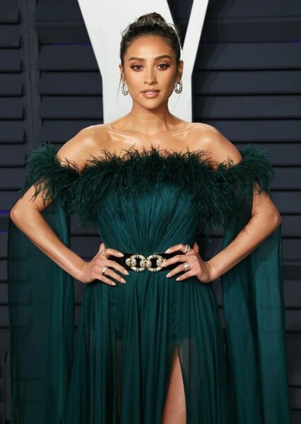 Shay Mitchell photo