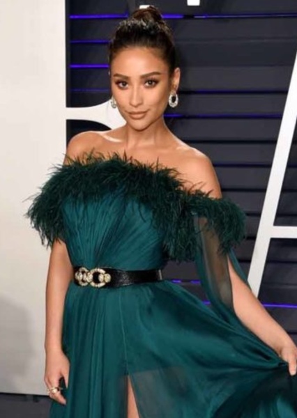 Shay Mitchell photo