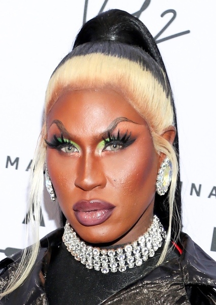 Shea Couleé photo
