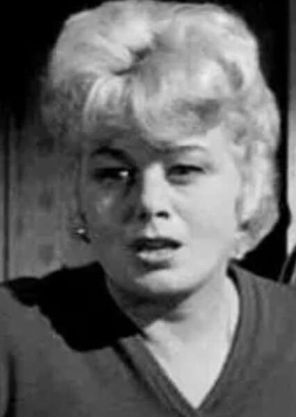 Shelley Winters photo