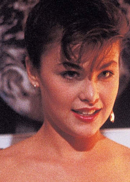 Sherilyn Fenn photo