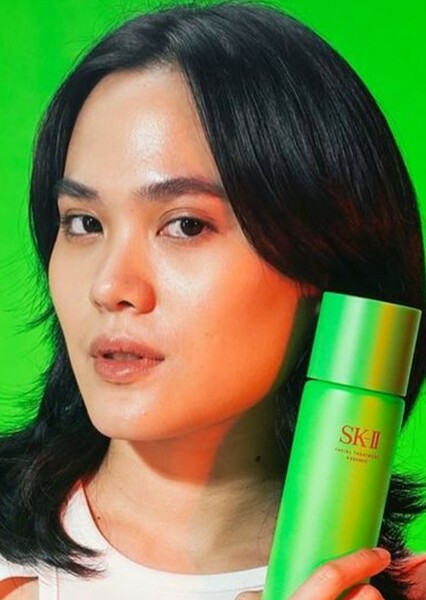 Sheryl Sheinafia