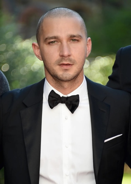 Shia LaBeouf photo