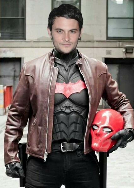 Shiloh Fernandez photo