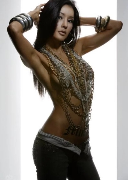 Shim Mina photo