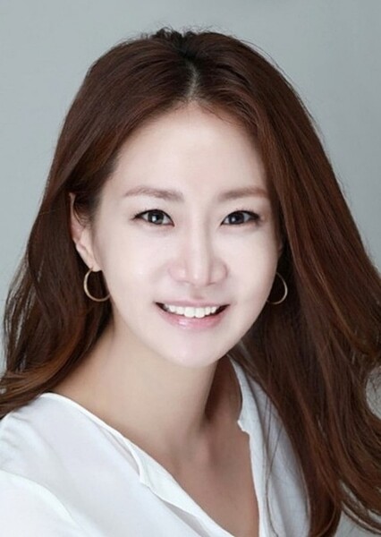 Shin Eun-kyung photo