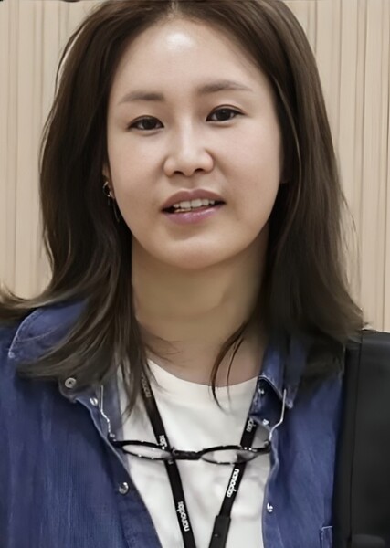Shin Eun-kyung photo