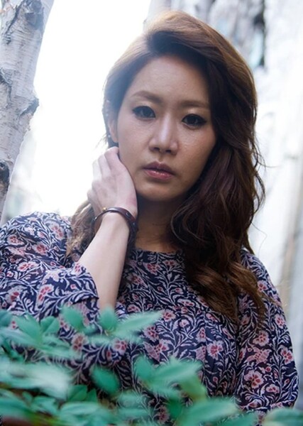 Shin Eun-kyung photo