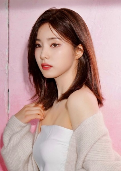 Shin Sae-kyeong photo